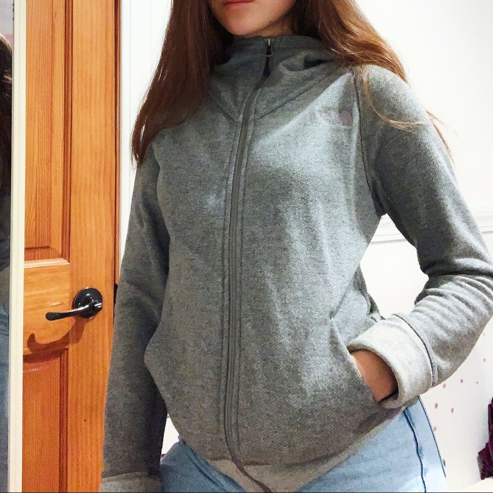 Gray North Face Women’s Hoodie
